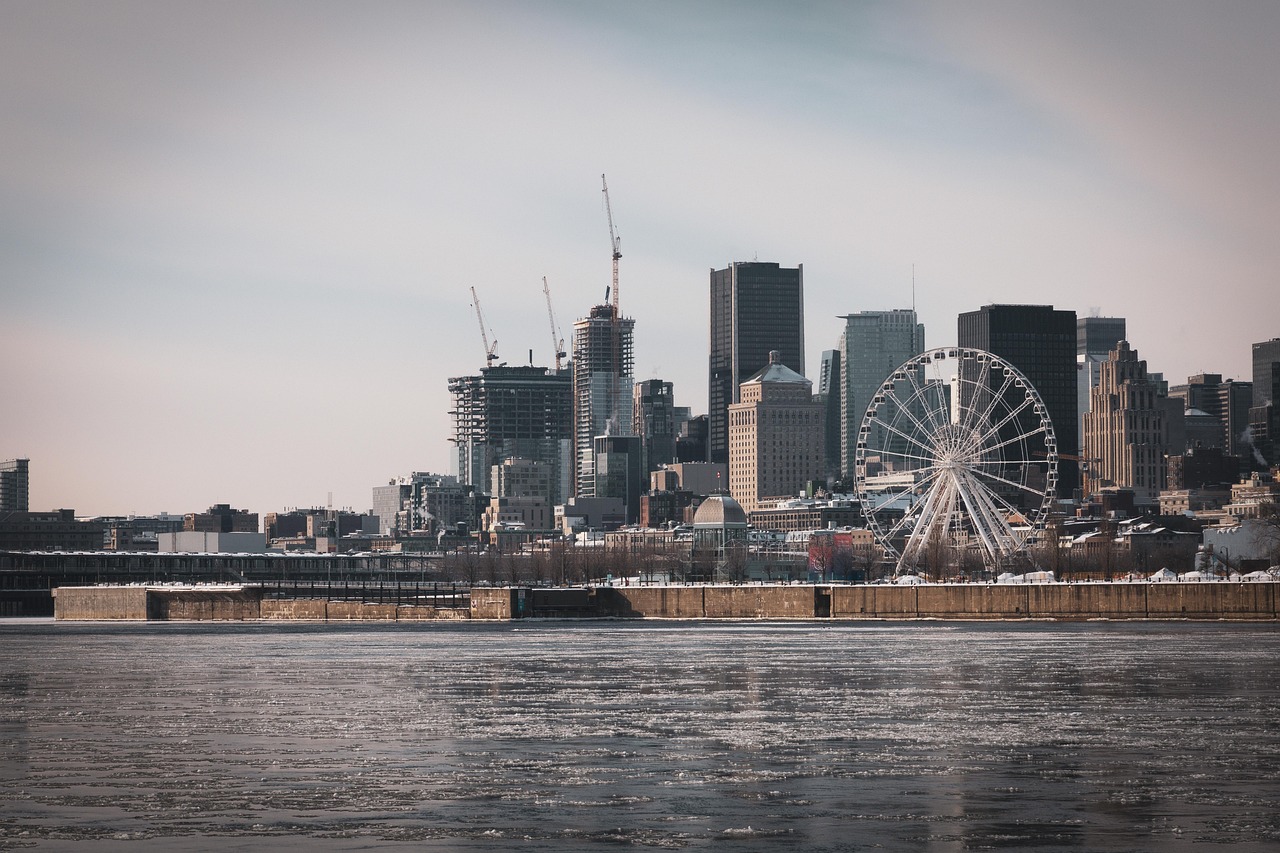 moving to Canada tips