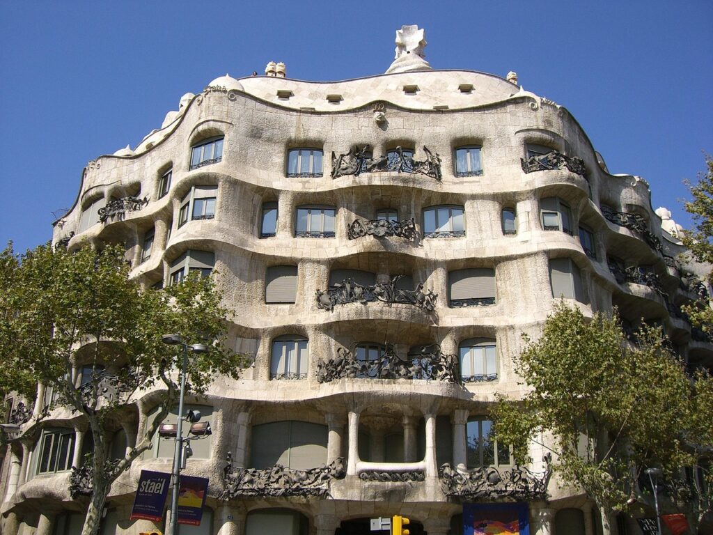 things nobody tells you about moving to Spain